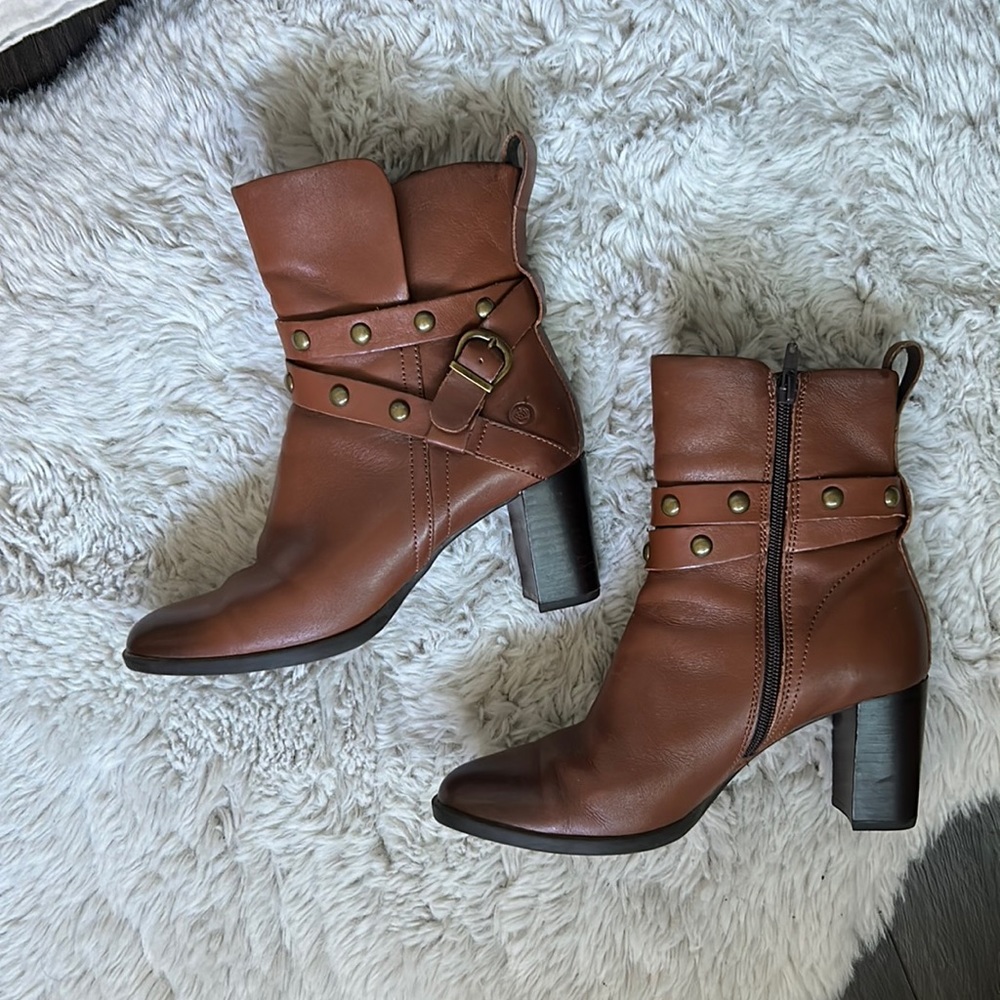 Born Emma Ankle boots